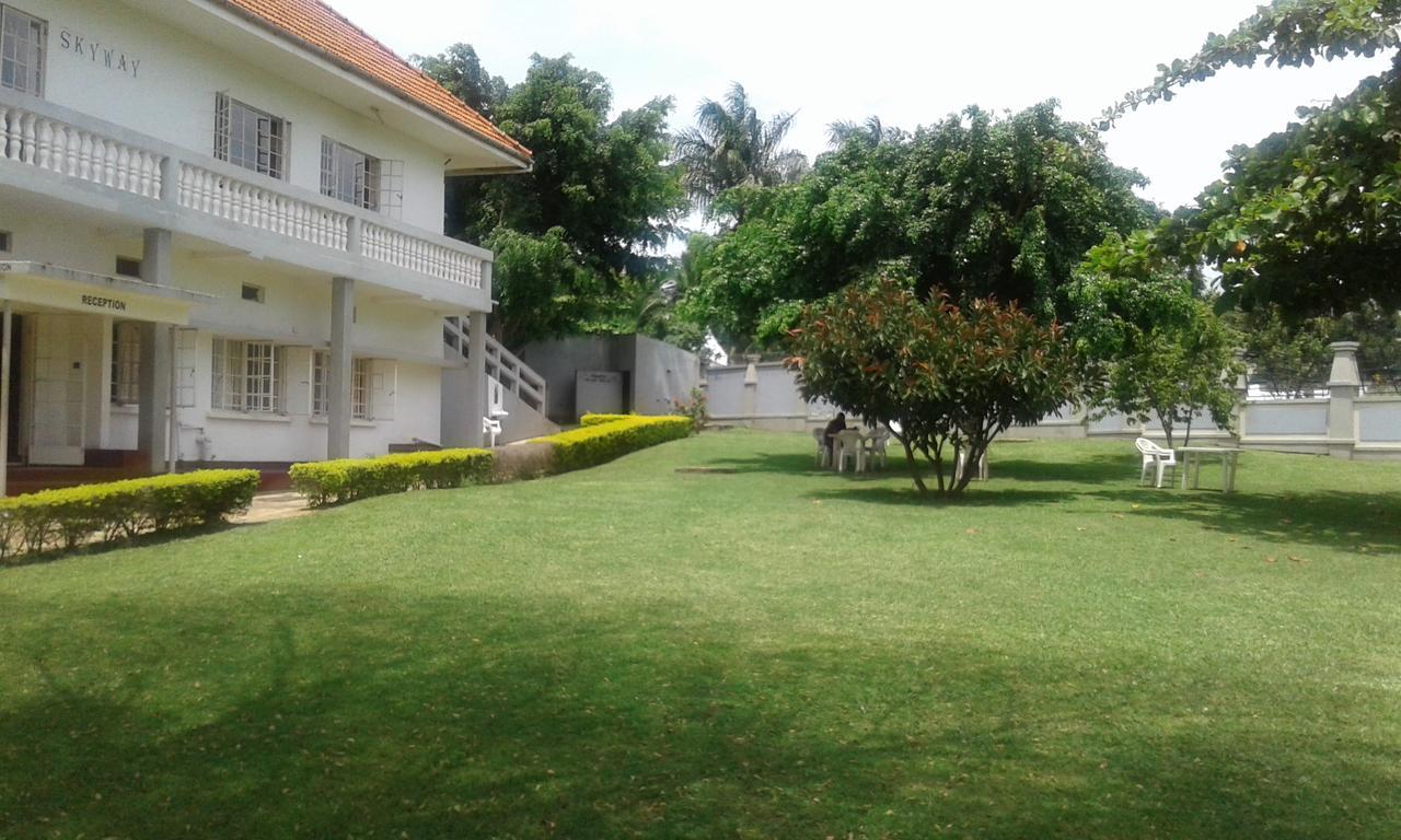 Skyway Hotel Entebbe Exterior photo